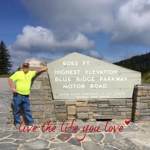 Meet your Posher, Becky